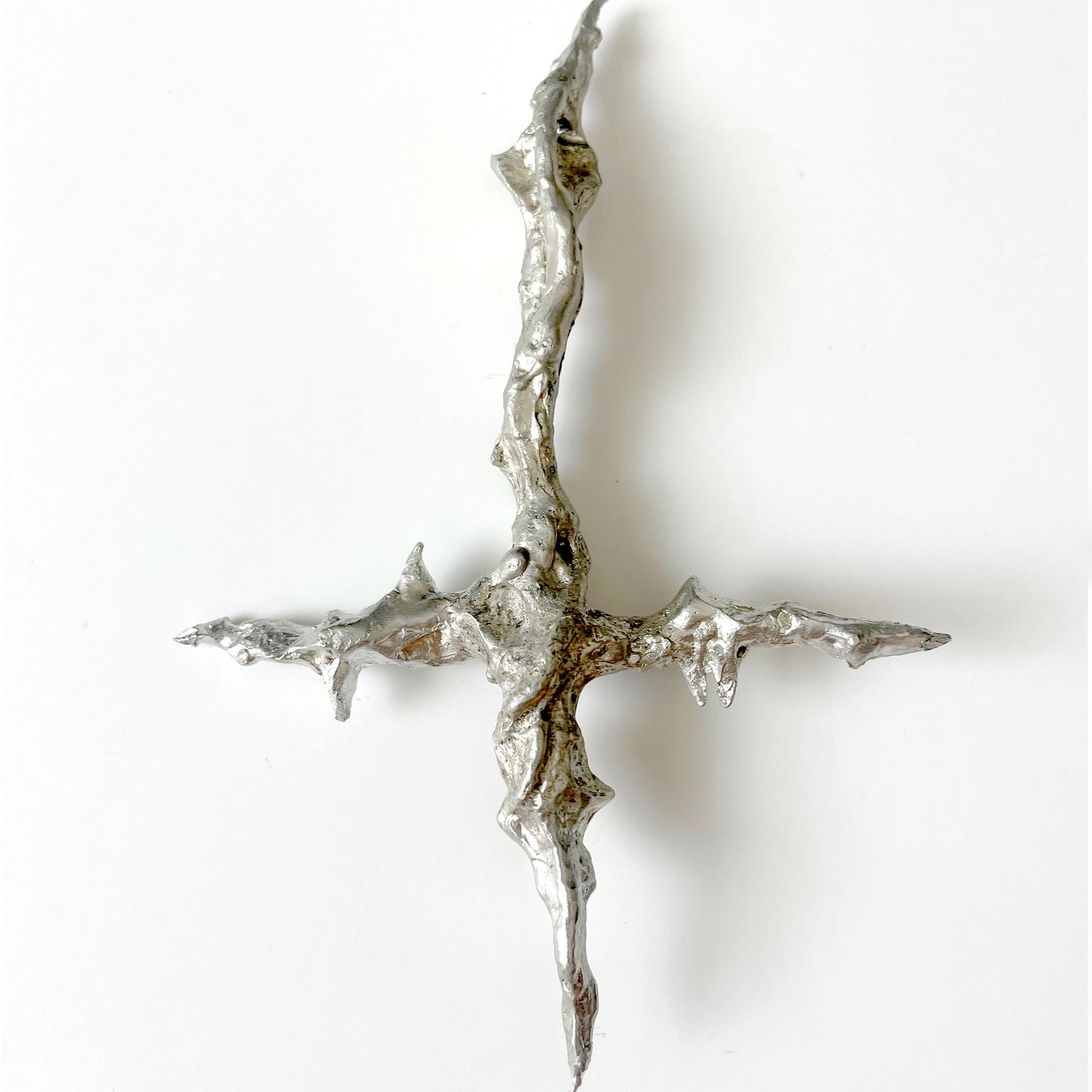 Cruciform