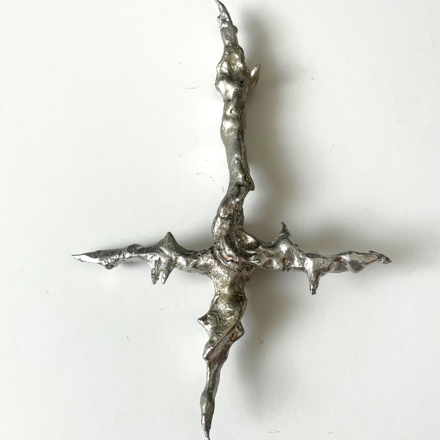 Cruciform